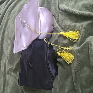 🗽 Stuffed Graduation caps Set Of 2